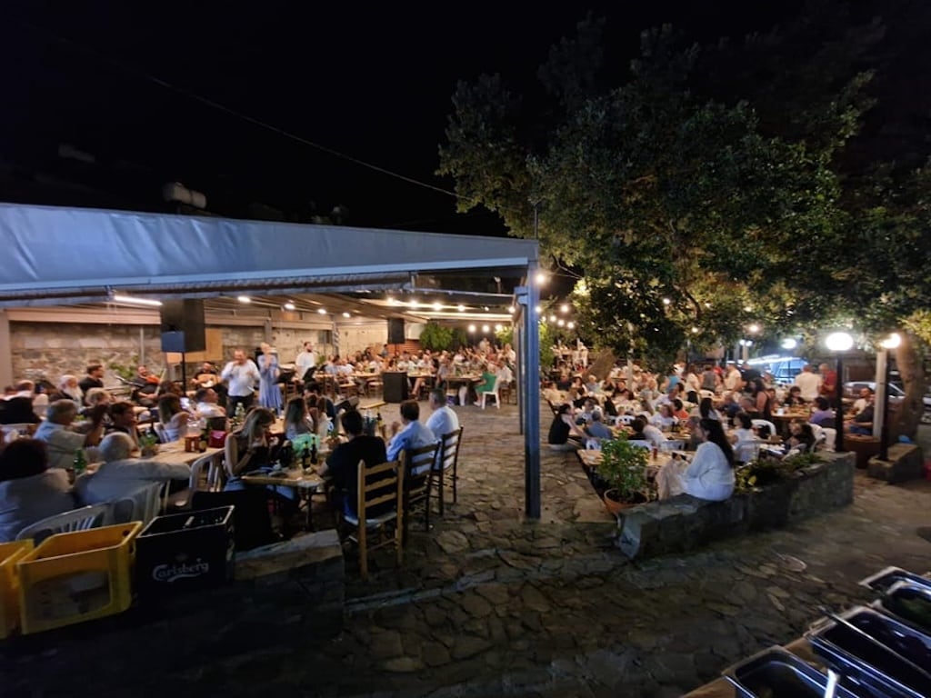 Xoroesperida agias marinas july 25