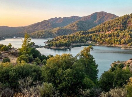 Ο Γιάννης Κρητικός φέρνει το ελληνικό καλοκαίρι στη σκηνή του Garden