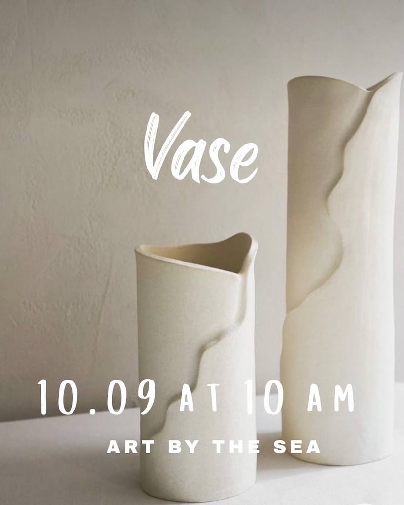 Vase art by the sea sep